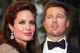 MEKTIG PAR: Angelina Jolie og Brad Pitt.