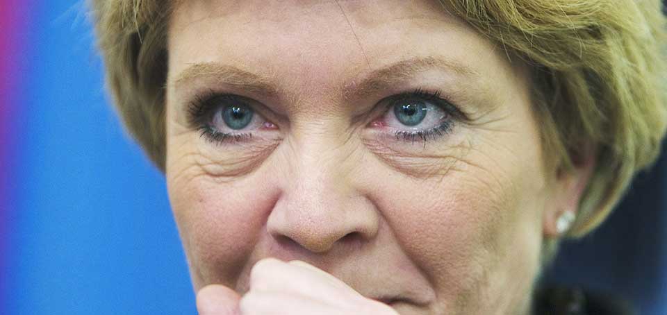 SVEKKET: Statsr�d �slaug Hagas omd�mme er svekkett etter avsl�ringene om ulovlig brygge p� Vestlandet og ulovlig utleiestabbur hjemme i �s, mener omd�mmeekspert.