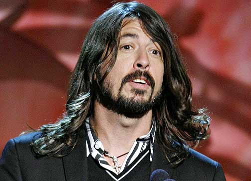 SKJEGGETE: Dave Grohl og Foo Fighters er hovedattraksjonen p� Norwegian Woods f�rste dag.
