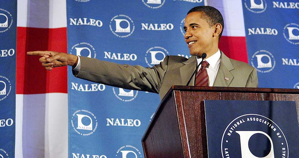 FRIR TIL EUROPEERE OG SENTRALE VELGERGRUPPER: Samme dag som Barack Obama annonserte at han skal p� en Europa-turne, holdt han tale i en forening for folkevalgte med latinamerikansk bakgrunn, NALEO.