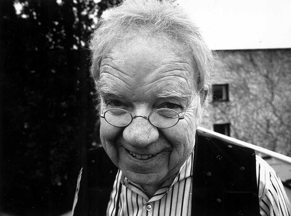 JENS PETRUS ANDERSEN: Henki Kolstad er kanskje best kjent for rollen i juleserien Jul i Skomakergata.