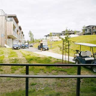 ROM MED UTSIKT: Det er ekstremt kjedelig � komme til Krager� for � nyte skj�rg�rden - og bli bydd dette. Men, det var verre med det vi fant i senga.