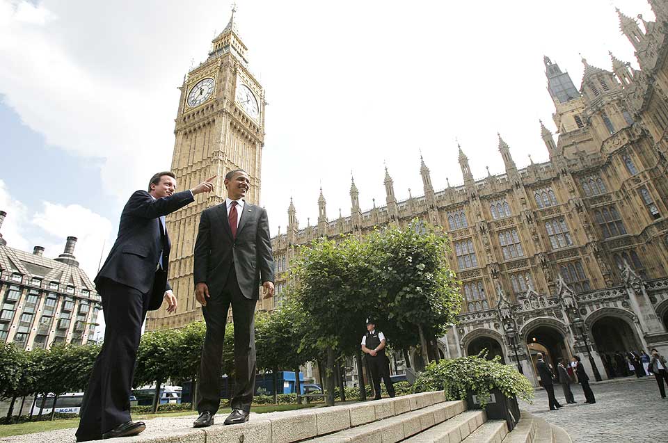 OBAMA OG DAVID: Barack Obama m�tte David Cameron i dag.