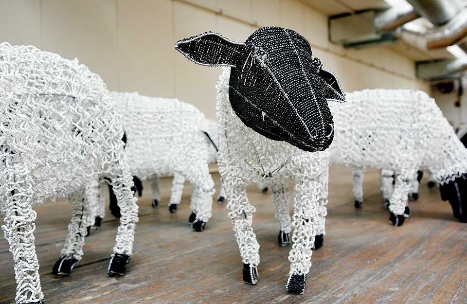 Bilderesultat for ståltråd kunst