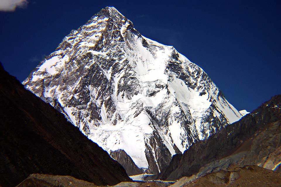 FARLIG FJELL: K2 er verdens nest h�yeste fjell, men regnes som langt vanskeligere � bestige enn Everest.