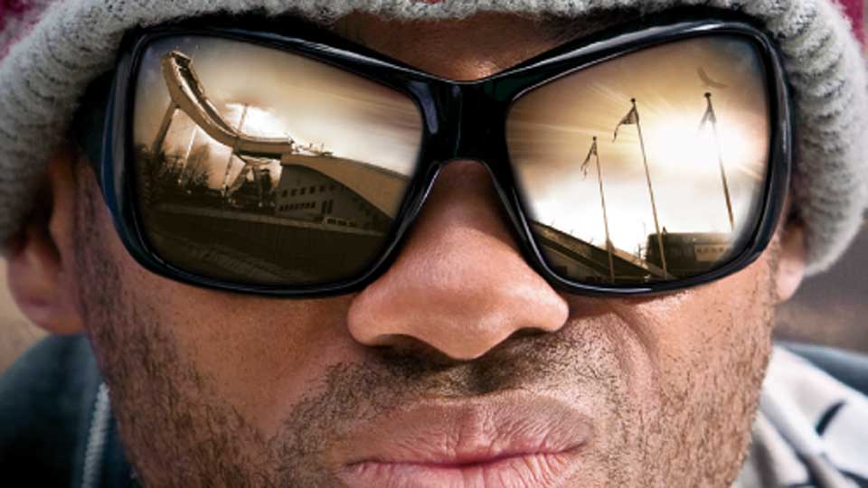 HOPPER I KOLLEN: Det kan se ut som om det er planen, i plakaten til Will Smith-filmen �Hancock�.