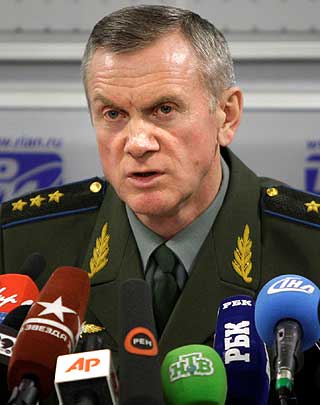 BENEKTER FORESP�RSEL OM FRED FRA GEORGIA: - Fra og med i dag er Tskhinvali kontrollert av russiske fredsbevarende styrker, erkl�rte generalmajor Anatoly Nagovitsyn i dag. Russland gj�r sitt ytterste for � f� okkupasjonen til � framst� som en humanit�r intervensjon.