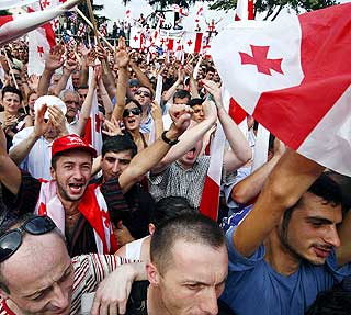 FAREN OVER: Glede i Tbilisi i dag.