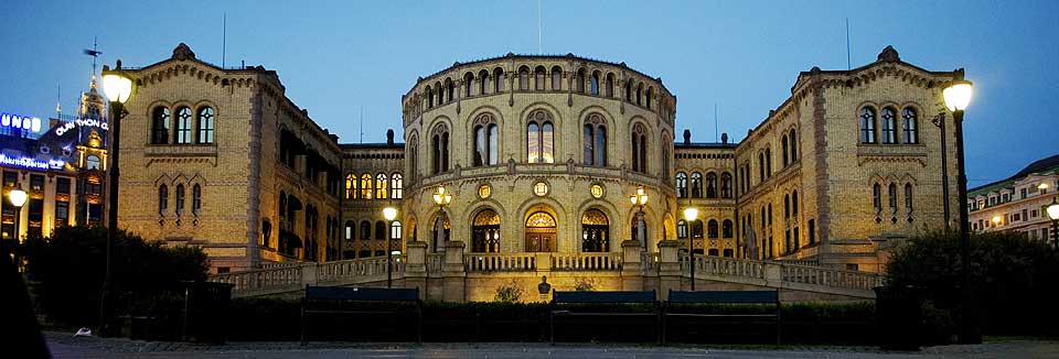BR�K P� TINGET: Etter at pensjonskandalen sprakk denne uka, lurer mange p� om pensjonskomit�en ikke har kontroll p� hva folk f�r i pensjon.