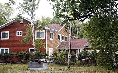 HJEMME HOS PALIN: Her bor Palin-familien, en familie f� hadde h�rt om for en uke siden.