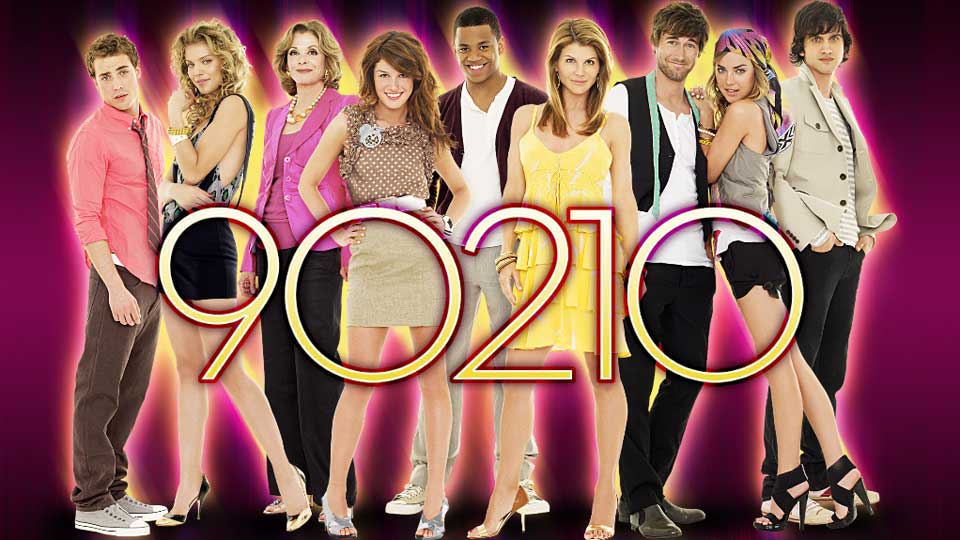 DEN NYE GJENGEN: Brenda og Kelly er tilbake, men ensemblet i sentrum er nytt. Fra venstre: Dustin Milligan (Ethan), AnnaLynne McCord (Naomi), Jessica Walter (Tabitha), Shenae Grimes (Annie), Tristan Wilds (Dixon), Lori Loughlin (Debbie), Ryan Eggold (Ryan), Jessica Stroup (Silver) og Michael Steger (Navid).