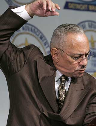 OBAMAS HODEPINE: Pastor Jeremiah Wright har v�rt en viktig inspirasjonskilde og st�tte for Obama de siste 20 �rene. I valgkampen ble han en hodepine.