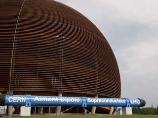 CERN: Laboratoriet i Cern ligger et stykke utenfor Genève i Sveits.