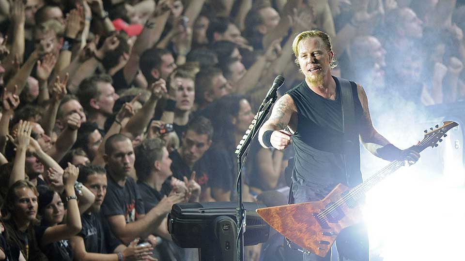 HAR FORTSATT FANS: Metallicas nye skive f�rte til rekordinteresse hos Platekompaniet. Plata g�r til topps p� VG-lista i morgen.