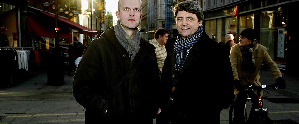 VENTE MED � BYTTE UT BILEN? Dagbladets �konomiekspert, Hallgeir Kvadsheim, og hans kollega Magne Gundersen fra TV3-programmet �Luksusfellen� svarer p� dine sp�rsm�l om hvordan den n�v�rende �konomiske situasjonen p�virker ditt private forbruk.