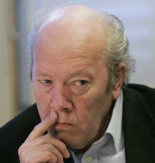 IKKE BEKYMRET: Generalsekret�r i Norsk Redakt�rforening, Nils E. �y, tror ikke personnumrene som har kommet p� avveie vil kunne misbrukes p� noe vis.