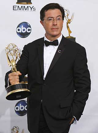 SKRIVEF�R: Stephen Colbert vant for beste manus.
