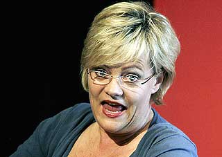 MILLIARD�RBOBLE: - Dette er et innblikk i milliard�rbobla, sier Kristin Halvorsen om Hagens uttalelser.