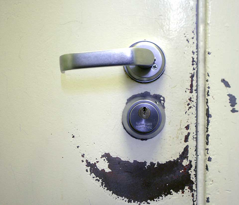Fengslende forslag: Frp �pner d�ra for soning i utlandet.
