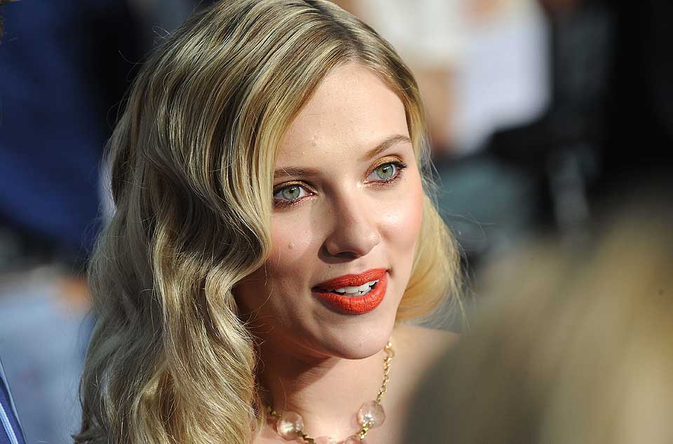 GIFT: Scarlett Johansson giftet seg i helga med skuespiller Ryan Reynolds.