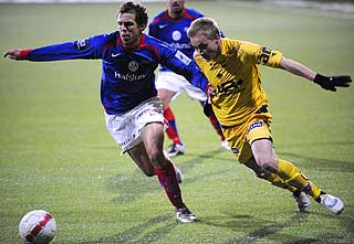 DAGENS MANN: Freddy Dos Santos satte inn seiersm�let to minutter p� overtid, og p�f�rte Bod�/Glimt deres f�rste tap p� eget gress.