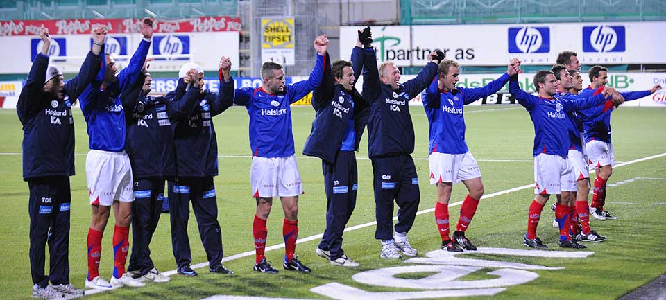 STERK SNUOPERASJON: Da Bod�/Glimt tok ledelsen ni minutter f�r full tid s� det m�rkt ut for V�lerenga. Men to scoringer i sluttminuttene snudde kampen for Oslo-laget, som endelig kunne juble for tre poeng.