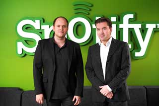 GR�NDERE: Daniel Ek og Martin Lorentzon st�r bak den nye musikktjenesten Spotify. Foto: SPOTIFY