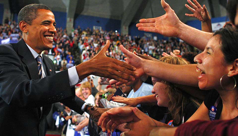 BE�RET:  Barack Obama sier han er be�ret og ydmyk over st�tten fra Colin Powell.