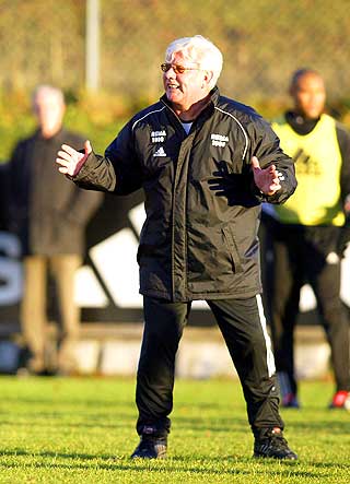 LEGENDE: V�r kommentator Otto Ulseth mener J�nssons Stab�k er det beste som har skjedd norsk fotball siden Nils Arne Eggens Rosenborg var p� topp.