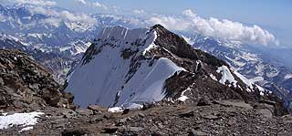 ARGENTINA: Om du klatrer Aconcagua, f�r du denne utsikten.