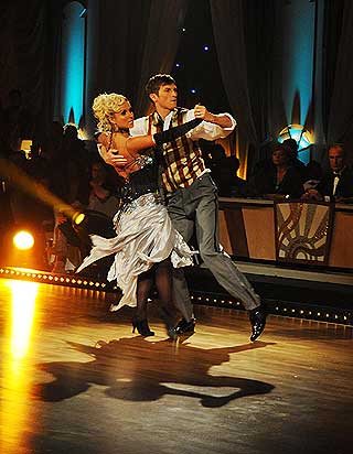 DANSET TANGO: Tore Andr� og Nadya.