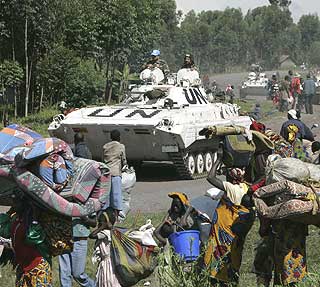 FN MISLYKKES:  FNs fredsstyrke i Kongo (MONUC) har ikke greid � stanse tutsioppr�rerne fra � rykke stadig n�rmere provinshovedstaden Goma