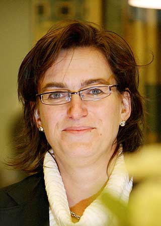  SKAL SE P� ALLE TILTAK: Ogs� innen petroleum, sier SFT-direkt�r Ellen Hambro.