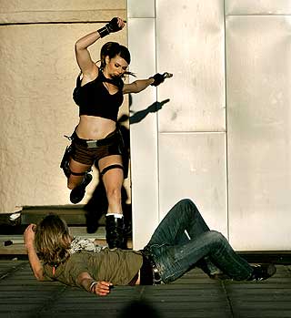 SLIK GIKK DET TIL: Da Lara Croft m�tte Dagbladets journalist.