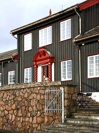 GOD MAT OG FANTASTISK UTSIKT: Dette er stedet � ta med utenbys gjester, mener Robinson & Fredag.
