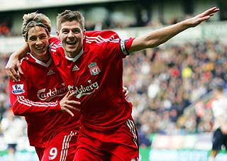 SAMMEN IGJEN: Fernando Torres og Steven Gerrard er trolig p� banen sammen igjen i kveld.