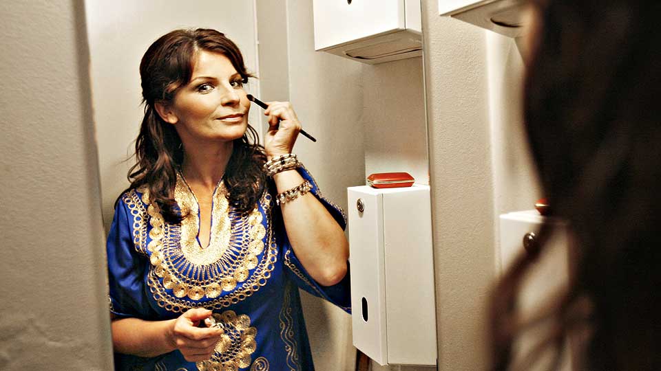 STREAMET FRA SMINKEROMMET: Og Carola hadde ingen kjennskap til webkameraet. Her er stjerna fra bakrommet i St. Jakob kulturkirke i Oslo, i forbindelse med platelansering i fjor. Foto: TRULS BREKKE / DAGBLADET