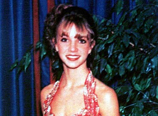 BLE MEGAKJENDIS: - Hele denne kjendisgreia gikk ikke inn på meg før jeg hadde jobbet i seks år. Og da ville jeg bare at alt skulle stoppe. Jeg ville skape et nytt liv, sier Britney til MTV. Foto: STELLA PICTURES