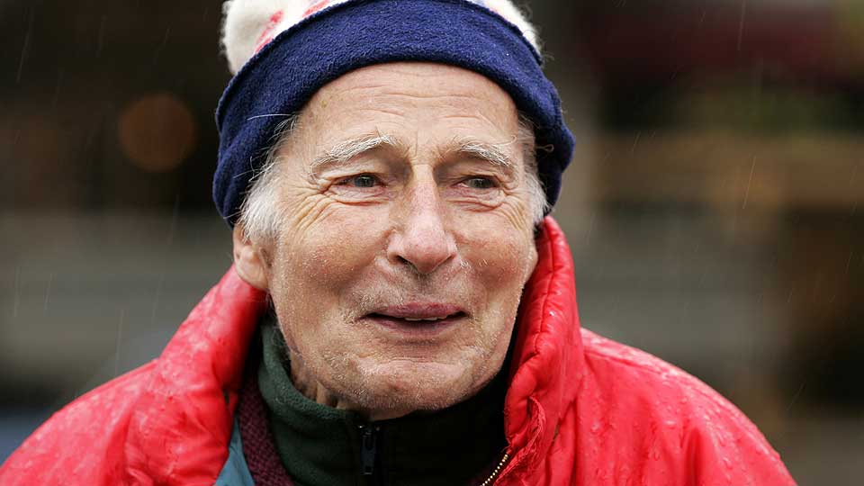 HVORDAN HUSKER DU ARNE N�SS? Send din siste hilsen til den kjente norske filosofen.