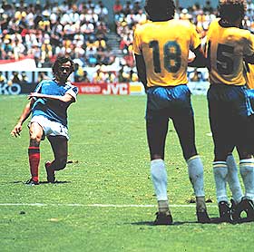 http://gfx.dagbladet.no/sport/2002/06/17/platini.jpg