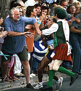 GULLET GLAPP: Vanderlei de Lima ledet maratonl�pet overlegent da angrepet fra Horan fikk ham ut av rytmen.